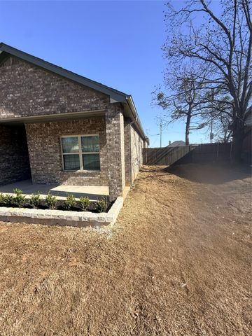 1403 Jefferson Street, Bowie, TX 76230