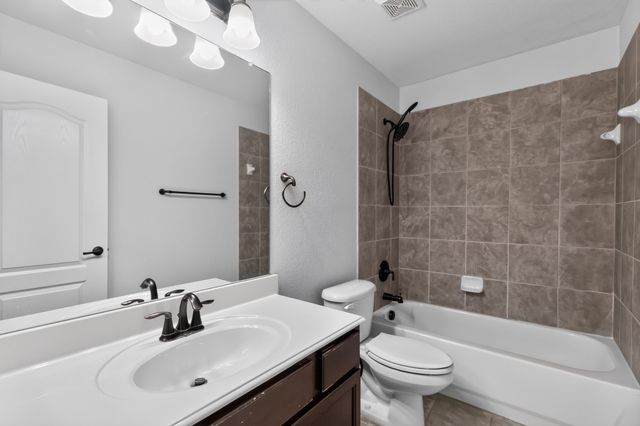 4348 Kestrel Way, Carrollton, TX 75010