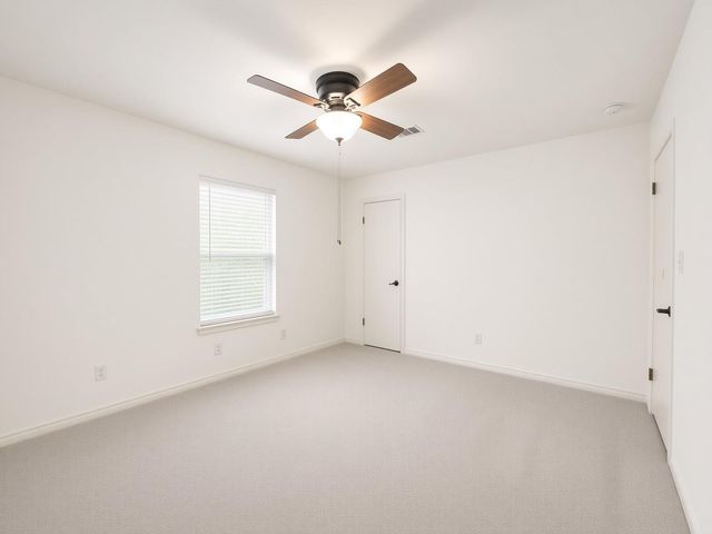 15 Las Flores DR, Wimberley, TX 78676