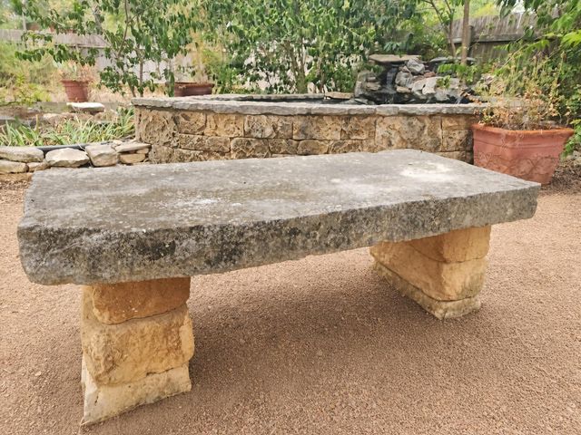 15 Las Flores DR, Wimberley, TX 78676