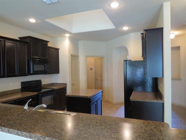 11045 Erinmoor Trail, Fort Worth, TX 76052