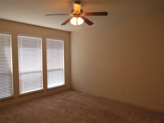 11045 Erinmoor Trail, Fort Worth, TX 76052