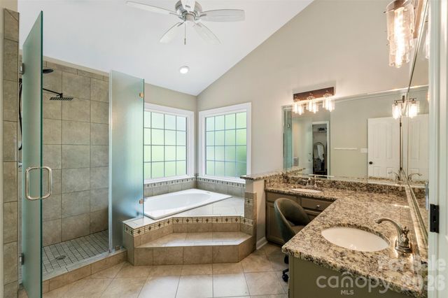 10701 Spring Camp Way, Charlotte, NC 28277