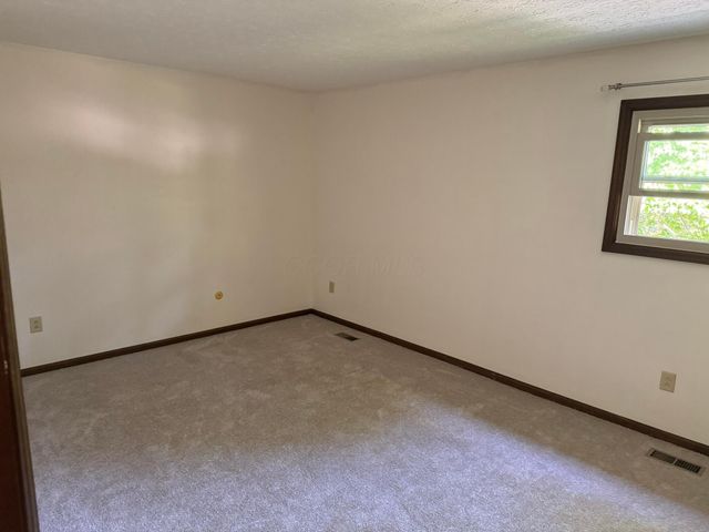 2128 Stowbridge Road, Dublin, OH 43016