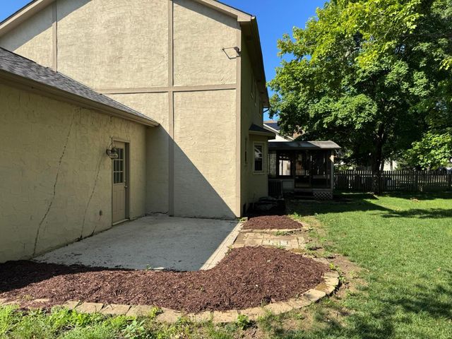 2128 Stowbridge Road, Dublin, OH 43016