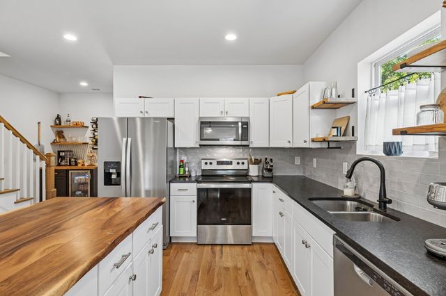 430A Hadleys Bend Blvd, Old Hickory, TN 37138