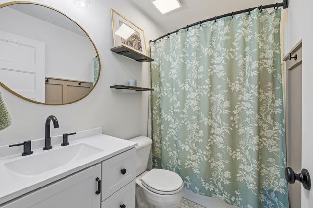 430A Hadleys Bend Blvd, Old Hickory, TN 37138