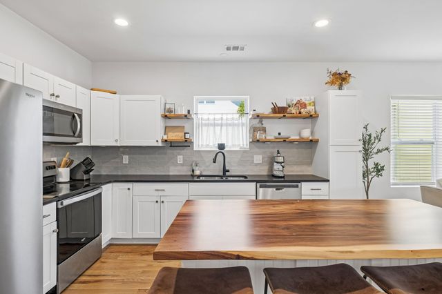 430A Hadleys Bend Blvd, Old Hickory, TN 37138