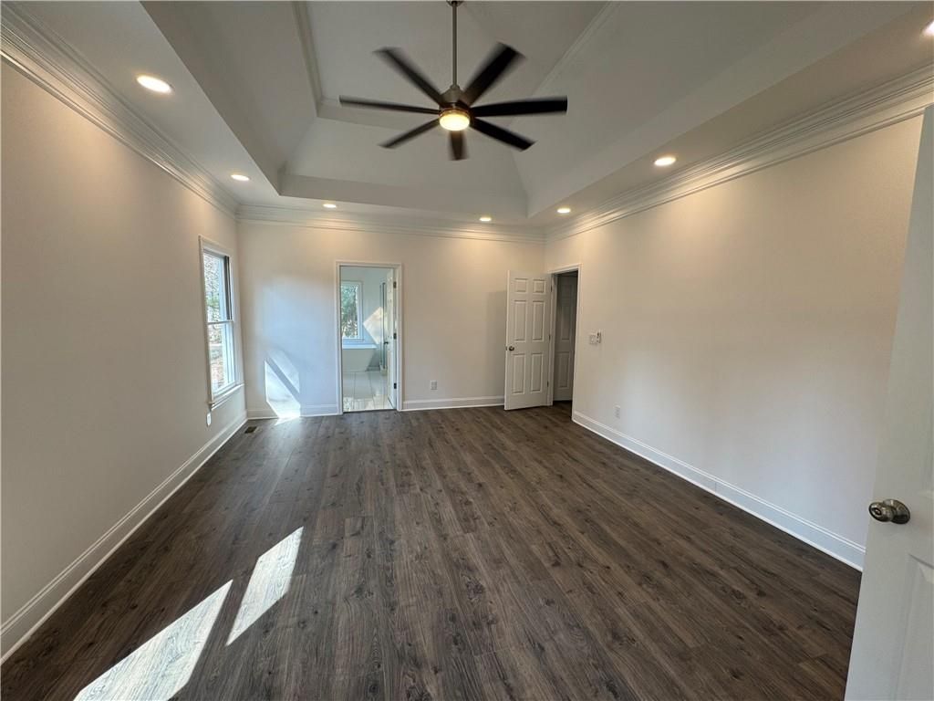 Image 14 of property listing at 9240 Prestwick Club Drive, Duluth, GA 30097