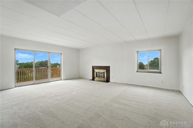 1016 Hidden Landing Trail F, Dayton, OH 45449