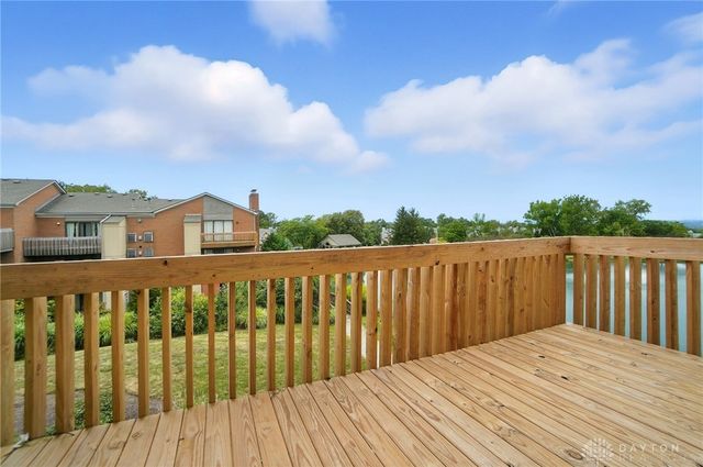 1016 Hidden Landing Trail F, Dayton, OH 45449