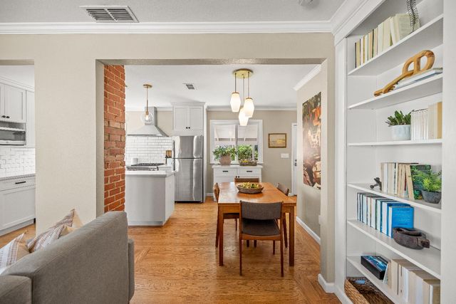 847 56th St, Sacramento, CA 95819