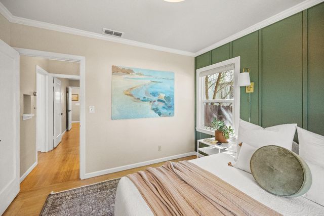 847 56th St, Sacramento, CA 95819