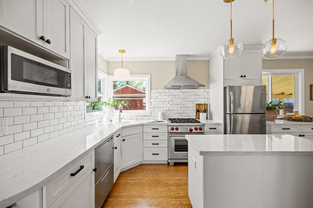 847 56th St, Sacramento, CA 95819