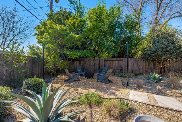 847 56th St, Sacramento, CA 95819