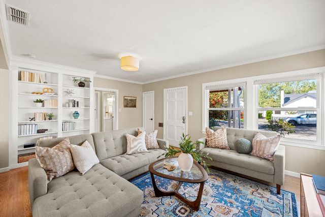 847 56th St, Sacramento, CA 95819