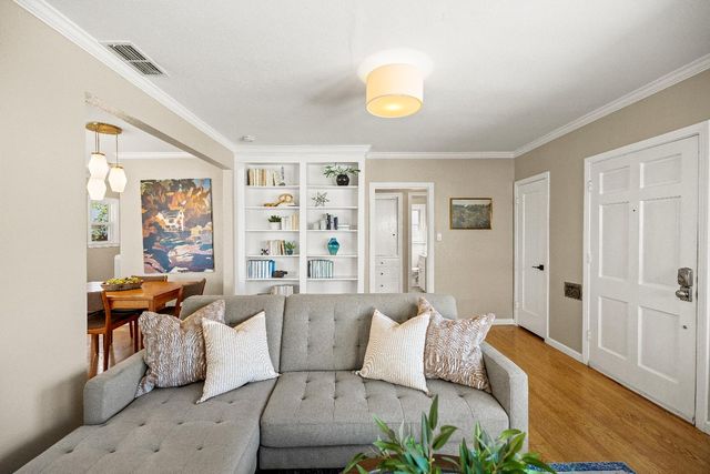 847 56th St, Sacramento, CA 95819