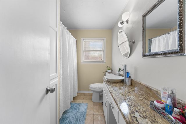 3524 Fossil Drive, Fort Worth, TX 76111