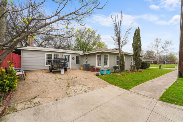 3524 Fossil Drive, Fort Worth, TX 76111