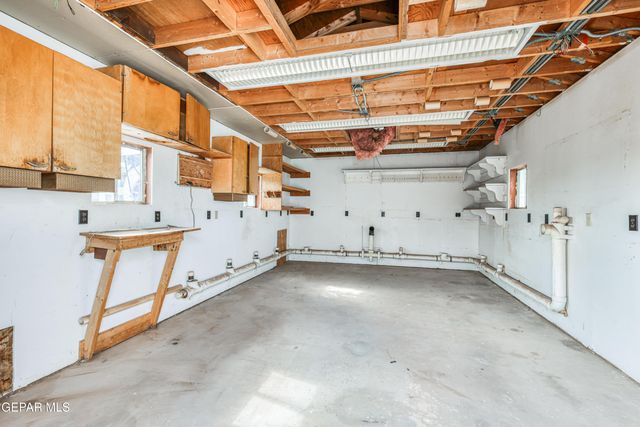 5404 RAYMOND TELLES Drive, El Paso, TX 79924