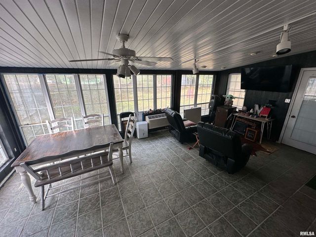 1307 CHARLES Street, Carterville, IL 62918