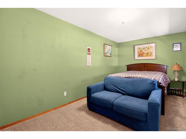 1445 Sutherland St, Manitou Springs, CO 80829