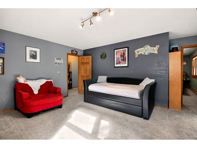 1445 Sutherland St, Manitou Springs, CO 80829