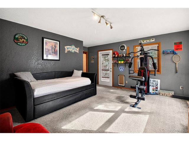 1445 Sutherland St, Manitou Springs, CO 80829