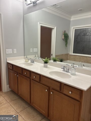 406 Beacon Court, Griffin, GA 30223