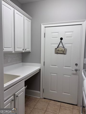 406 Beacon Court, Griffin, GA 30223