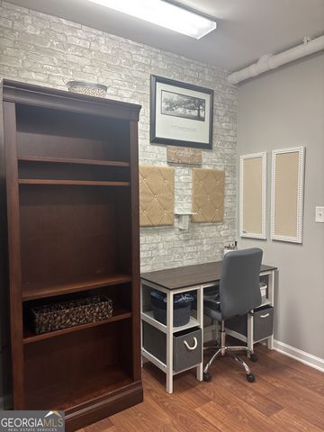 406 Beacon Court, Griffin, GA 30223