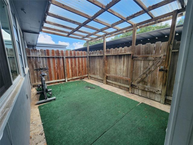 11002 Hammerly Boulevard 172, Houston, TX 77043