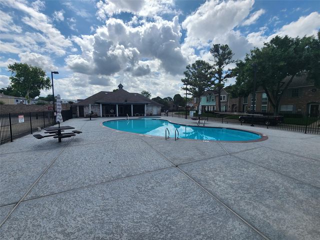 11002 Hammerly Boulevard 172, Houston, TX 77043
