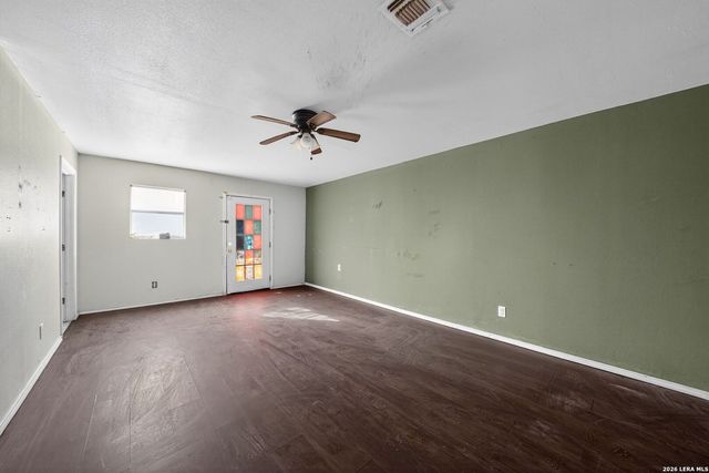 761 Avenue F, Poteet, TX 78065