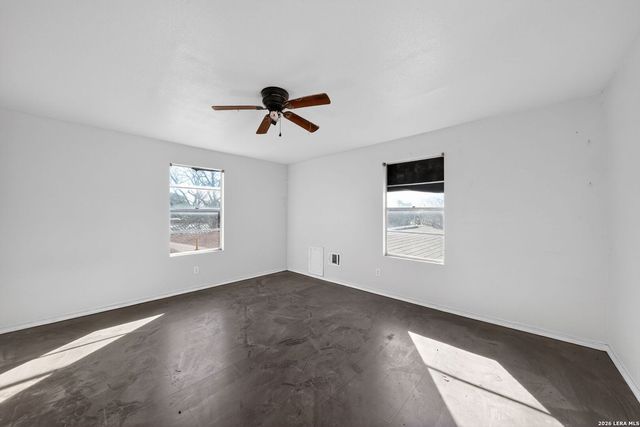 761 Avenue F, Poteet, TX 78065