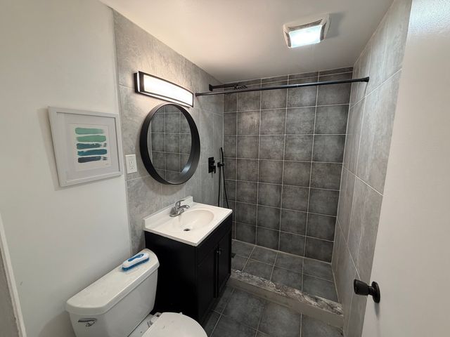 1200 Glen Lane, Hoffman Estates, IL 60169