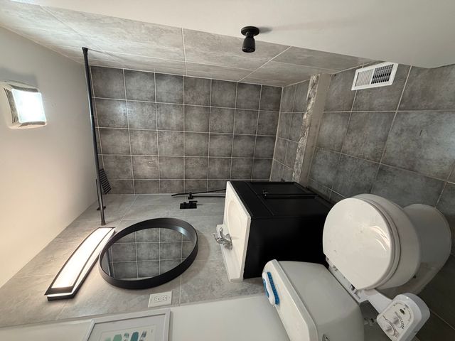 1200 Glen Lane, Hoffman Estates, IL 60169