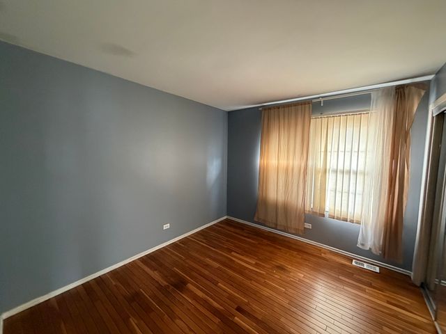 1200 Glen Lane, Hoffman Estates, IL 60169