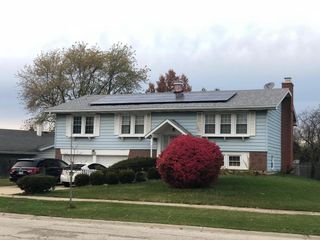 1200 Glen Lane, Hoffman Estates, IL 60169