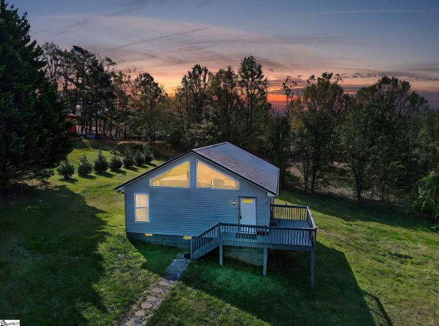 531 Everette Butler Drive, Inman, SC 29349