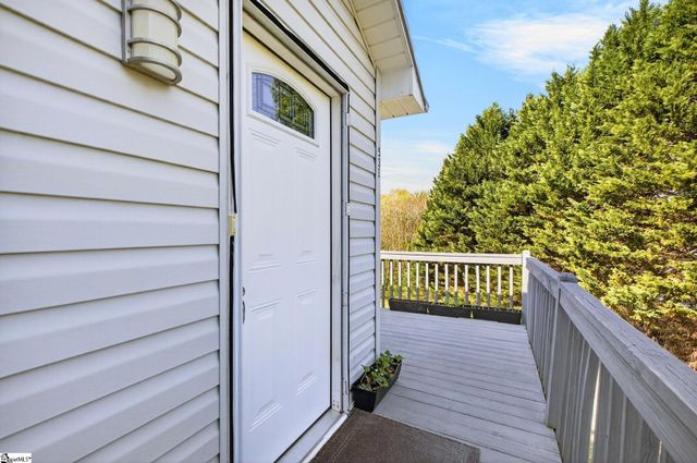 531 Everette Butler Drive, Inman, SC 29349