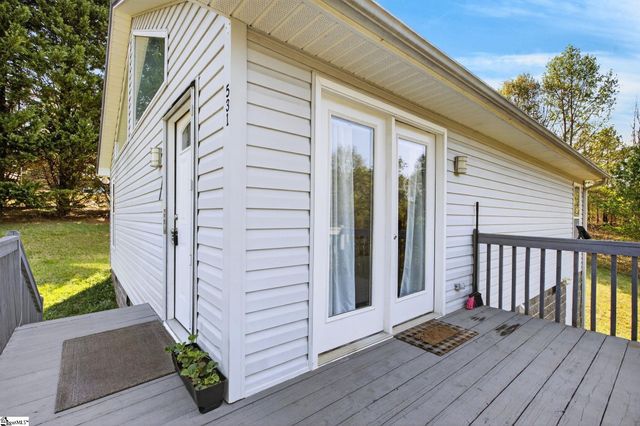 531 Everette Butler Drive, Inman, SC 29349