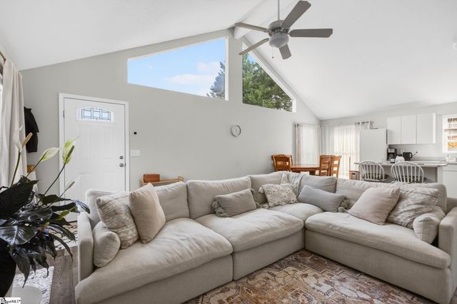 531 Everette Butler Drive, Inman, SC 29349