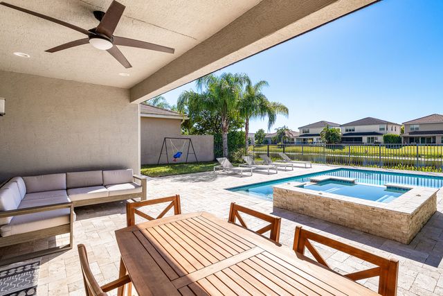 9746 Salty Bay Drive, Delray Beach, FL 33446