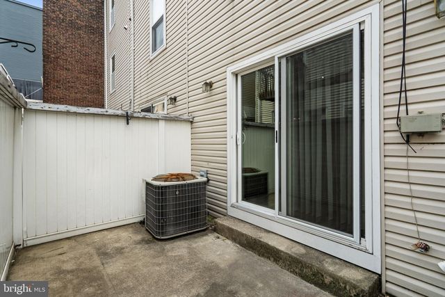 2310 E CABOT ST, Philadelphia, PA 19125