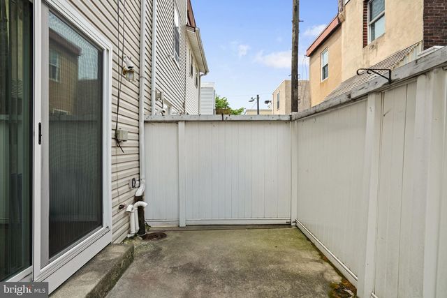 2310 E CABOT ST, Philadelphia, PA 19125