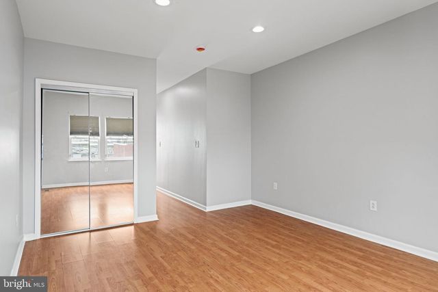 2310 E CABOT ST, Philadelphia, PA 19125
