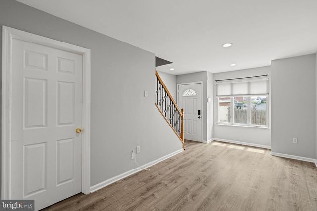 2310 E CABOT ST, Philadelphia, PA 19125