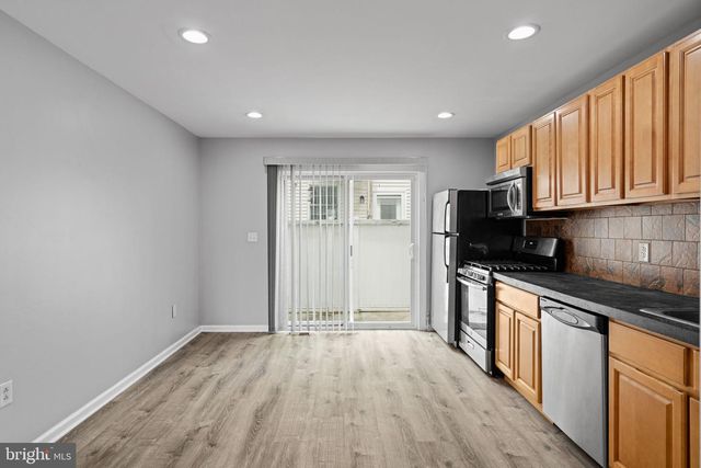 2310 E CABOT ST, Philadelphia, PA 19125