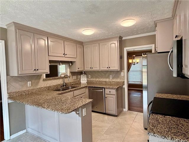 1530 Redbud Drive, Fayetteville, NC 28311